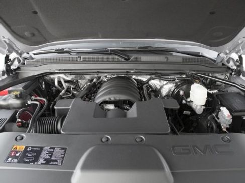 Used 2016 GMC Yukon Denali w/ Open Road Package image 16