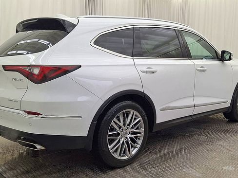 Used 2022 Acura MDX w/ Advance Package image 3