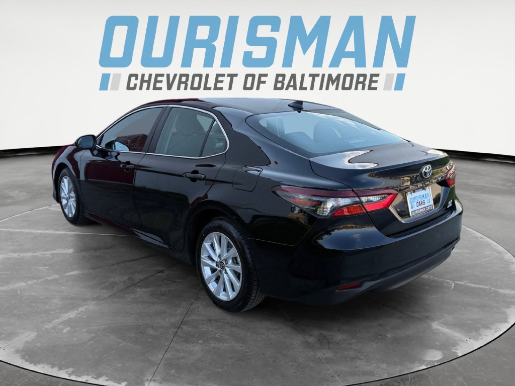 Used 2024 Toyota Camry LE AWD/4WD image 4