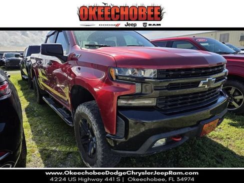 Used 2021 Chevrolet Silverado 1500 LT Trail Boss w/ Convenience Package II AWD/4WD image 1
