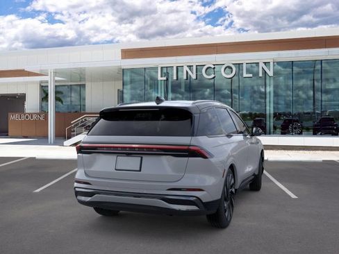 New 2026 Lincoln Nautilus Reserve AWD/4WD image 21