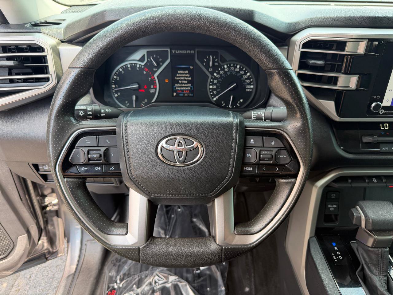 Used 2022 Toyota Tundra SR5 AWD/4WD image 25