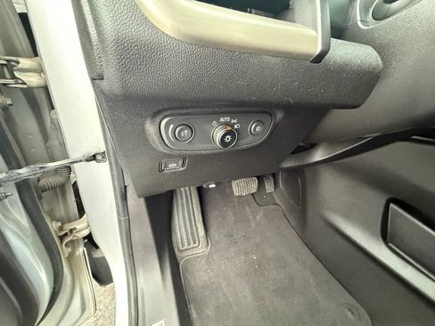 Used 2018 GMC Terrain Denali image 18