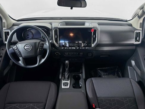New 2026 Nissan Frontier SV AWD/4WD image 3
