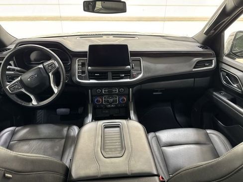 Used 2024 Chevrolet Tahoe Z71 w/ Luxury Package AWD/4WD image 21