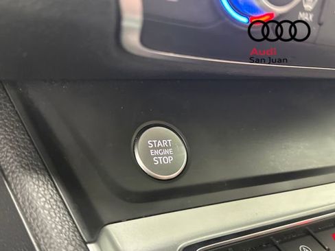 Used 2020 Audi Q3 2.0T Prestige w/ Prestige Package image 32