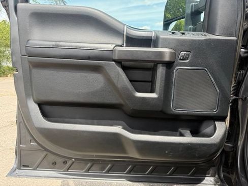 Used 2019 Ford F350 Platinum w/ Platinum Ultimate Package AWD/4WD image 18