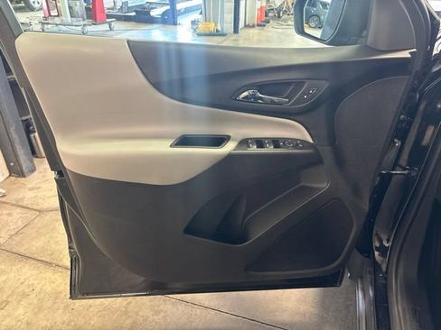 Used 2024 Chevrolet Equinox LS w/ LS Convenience Package FWD image 10