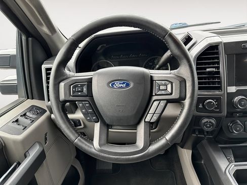 Used 2018 Ford F150 XLT w/ Equipment Group 302A Luxury AWD/4WD image 12