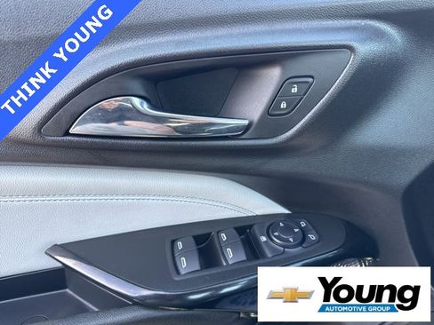 Used 2025 Chevrolet Trax LT image 18