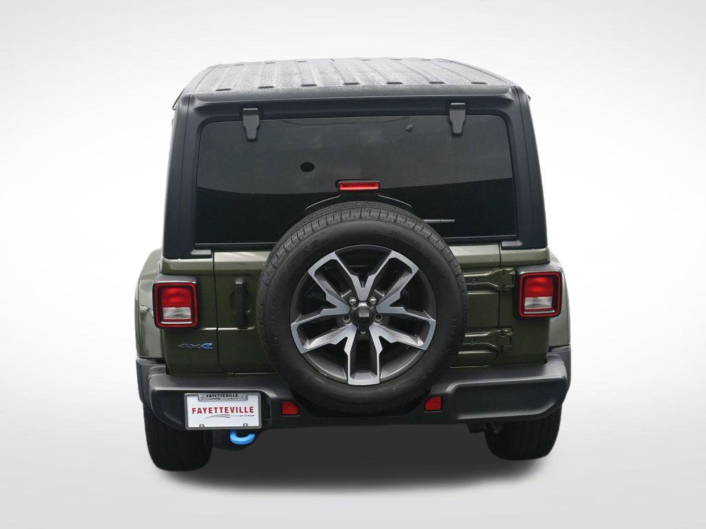 Used 2024 Jeep Wrangler Unlimited w/ Convenience Group AWD/4WD image 27