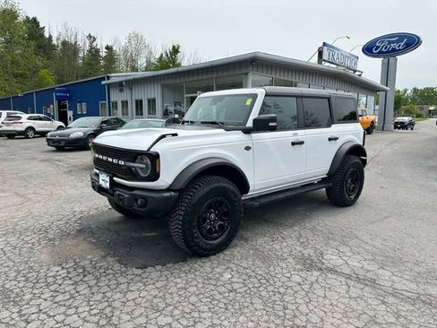 Used 2023 Ford Bronco Wildtrak AWD/4WD image 1