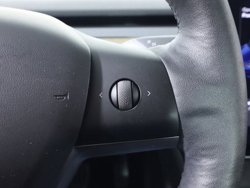 Used 2018 Tesla Model 3 Long Range image 12