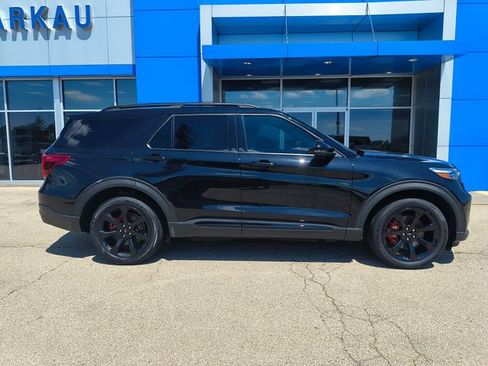 Used 2023 Ford Explorer ST w/ Equipment Group 401A AWD/4WD image 3