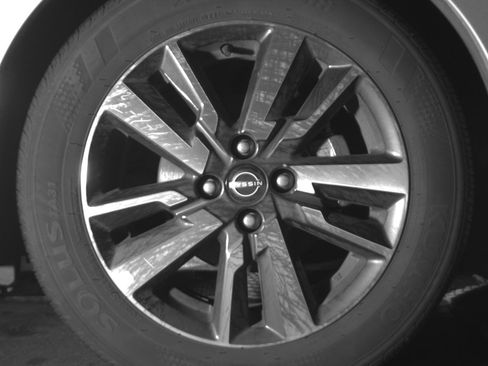 Used 2025 Nissan Versa SV FWD image 13