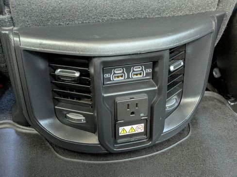 Used 2024 RAM 2500 Laramie image 14