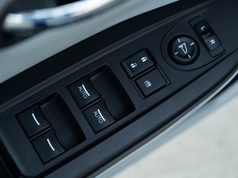 Used 2018 Acura RDX w/ Tech & AcuraWatch Plus Pkg image 41