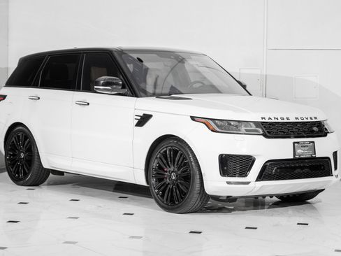 Used 2018 Land Rover Range Rover Sport Supercharged image 3