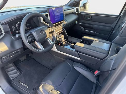 New 2025 Toyota Tundra Platinum image 22