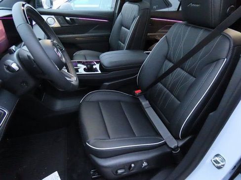 New 2026 Buick Enclave Avenir w/ Super Cruise Package AWD/4WD image 34