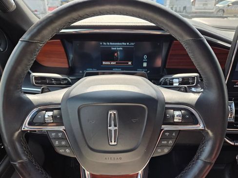 Used 2023 Lincoln Navigator Reserve AWD/4WD image 28