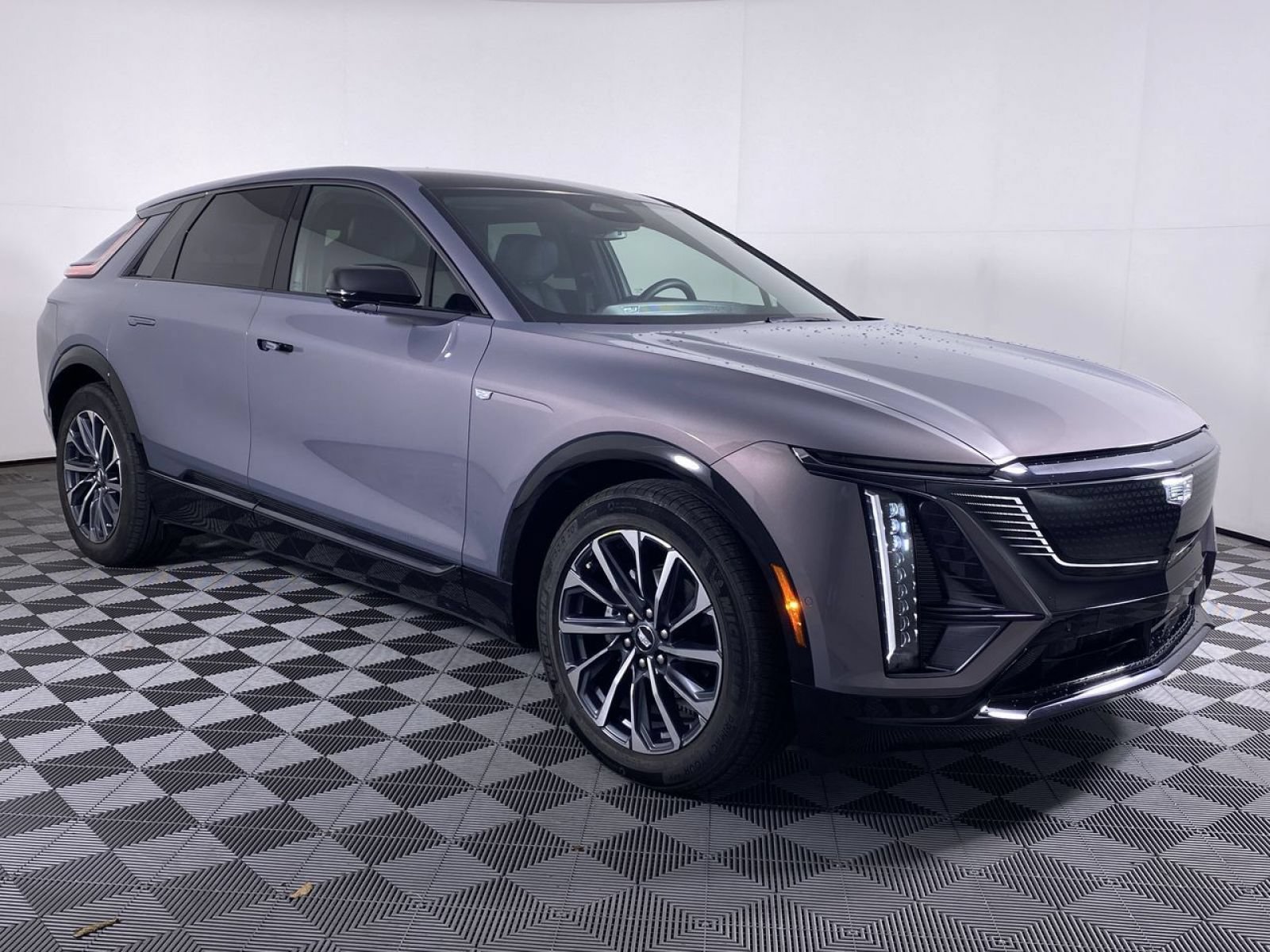 Certified 2024 Cadillac Lyriq Sport AWD/4WD image 19