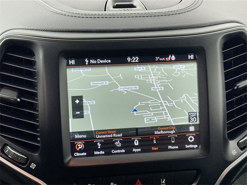 Used 2023 Jeep Cherokee Altitude Lux image 11