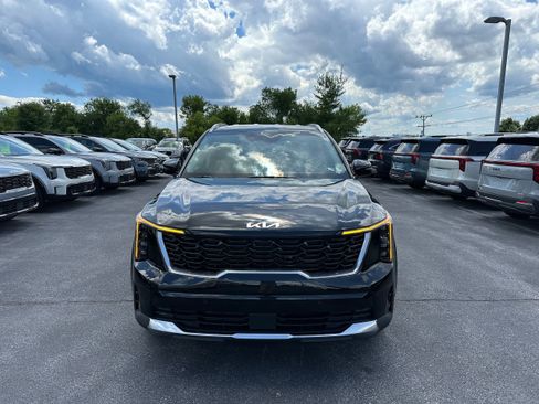 New 2026 Kia Sorento EX AWD/4WD image 2
