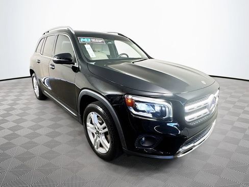 Used 2020 Mercedes-Benz GLB 250 image 3