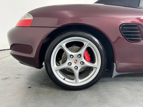 Used 2004 Porsche Boxster S RWD image 11