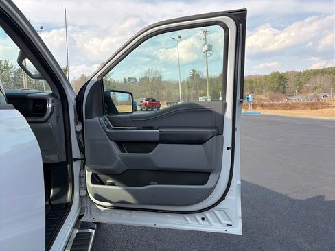 Used 2025 Ford F150 XLT w/ Equipment Group 301A Standard image 26