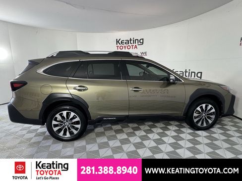 Used 2024 Subaru Outback Touring XT AWD/4WD image 4