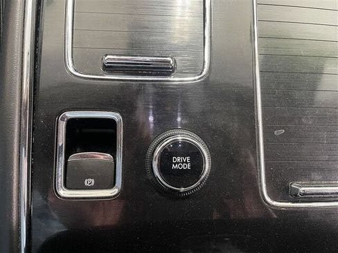 Used 2023 Lincoln Aviator AWD image 15