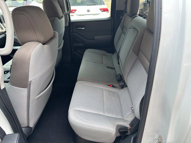 Used 2022 Nissan Frontier SV w/ Technology Package AWD/4WD image 14
