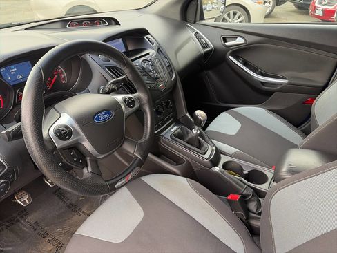 Used 2014 Ford Focus ST image 29