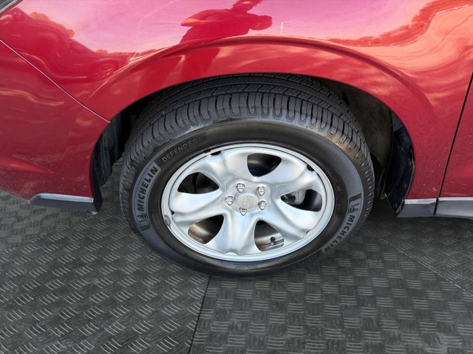 Used 2018 Subaru Forester 2.5i AWD/4WD image 31