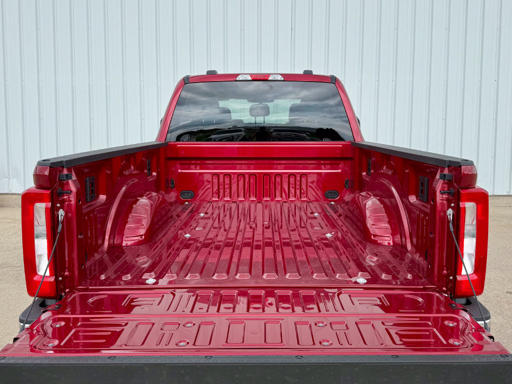 New 2026 Ford F250 XLT w/ FX4 Off-Road Package AWD/4WD image 16
