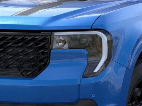 New 2025 Ford Maverick Lariat w/ Black Appearance Package image 19