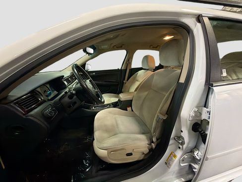Used 2012 Chevrolet Impala LS FWD image 13
