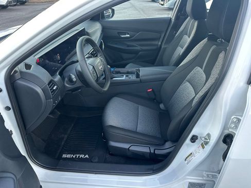 New 2026 Nissan Sentra SV w/ SV Convenience Package image 9