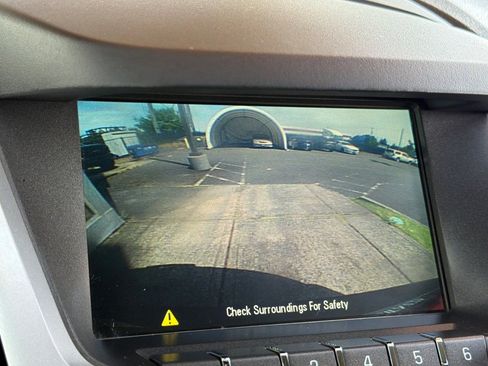 Used 2014 GMC Terrain SLE FWD image 22