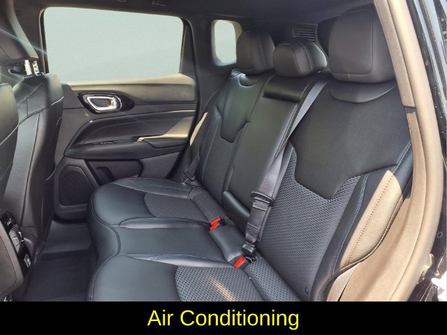 New 2026 Jeep Compass Latitude AWD/4WD image 13