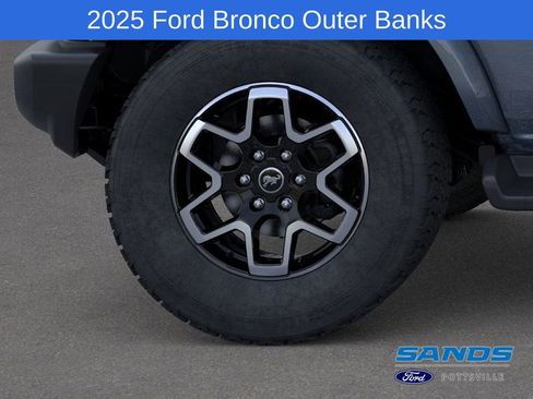 New 2025 Ford Bronco Outer Banks image 21