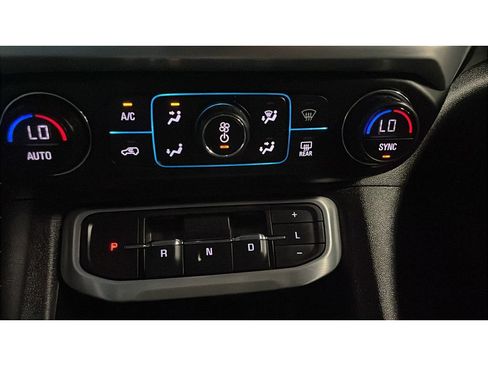 Used 2020 GMC Acadia SLT AWD/4WD image 14