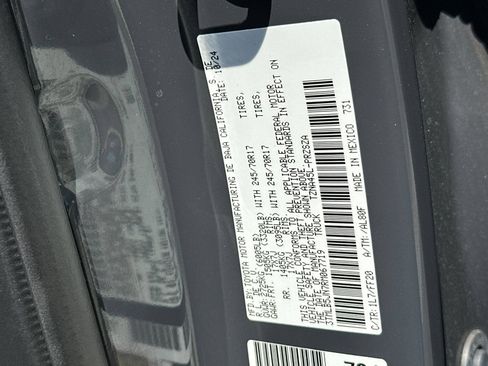 Used 2024 Toyota Tacoma SR5 AWD/4WD image 28
