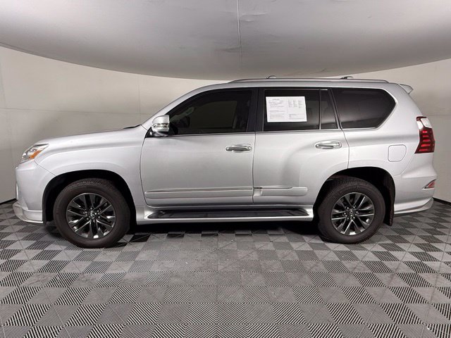 Used 2019 Lexus GX 460 Premium AWD/4WD image 3