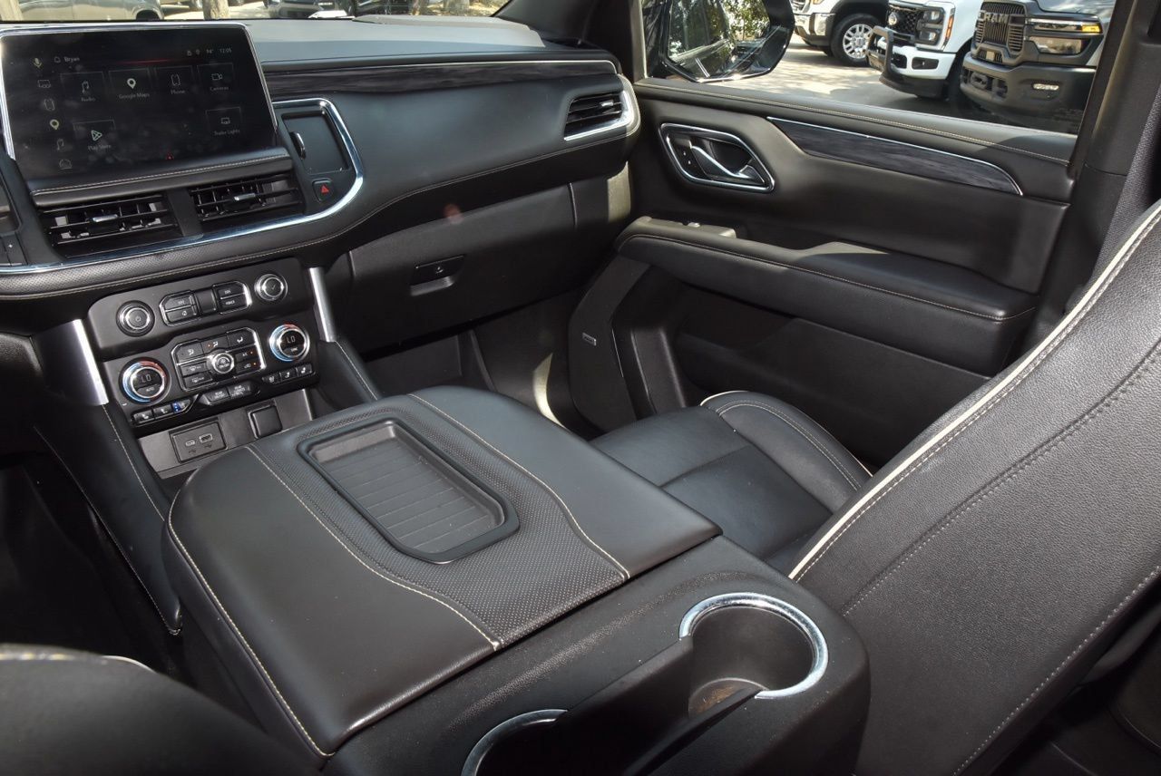 Used 2023 GMC Yukon XL SLT RWD image 18