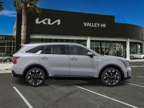 New 2026 Kia Sorento SX FWD image 8