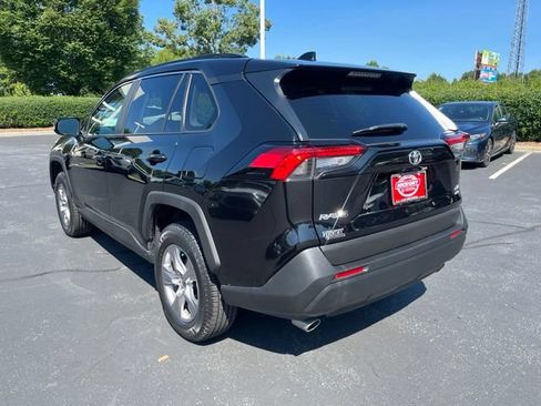 Used 2025 Toyota RAV4 XLE AWD/4WD image 13