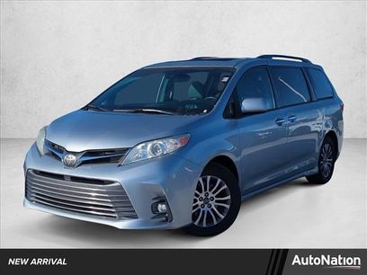 Used 2019 Toyota Sienna XLE
